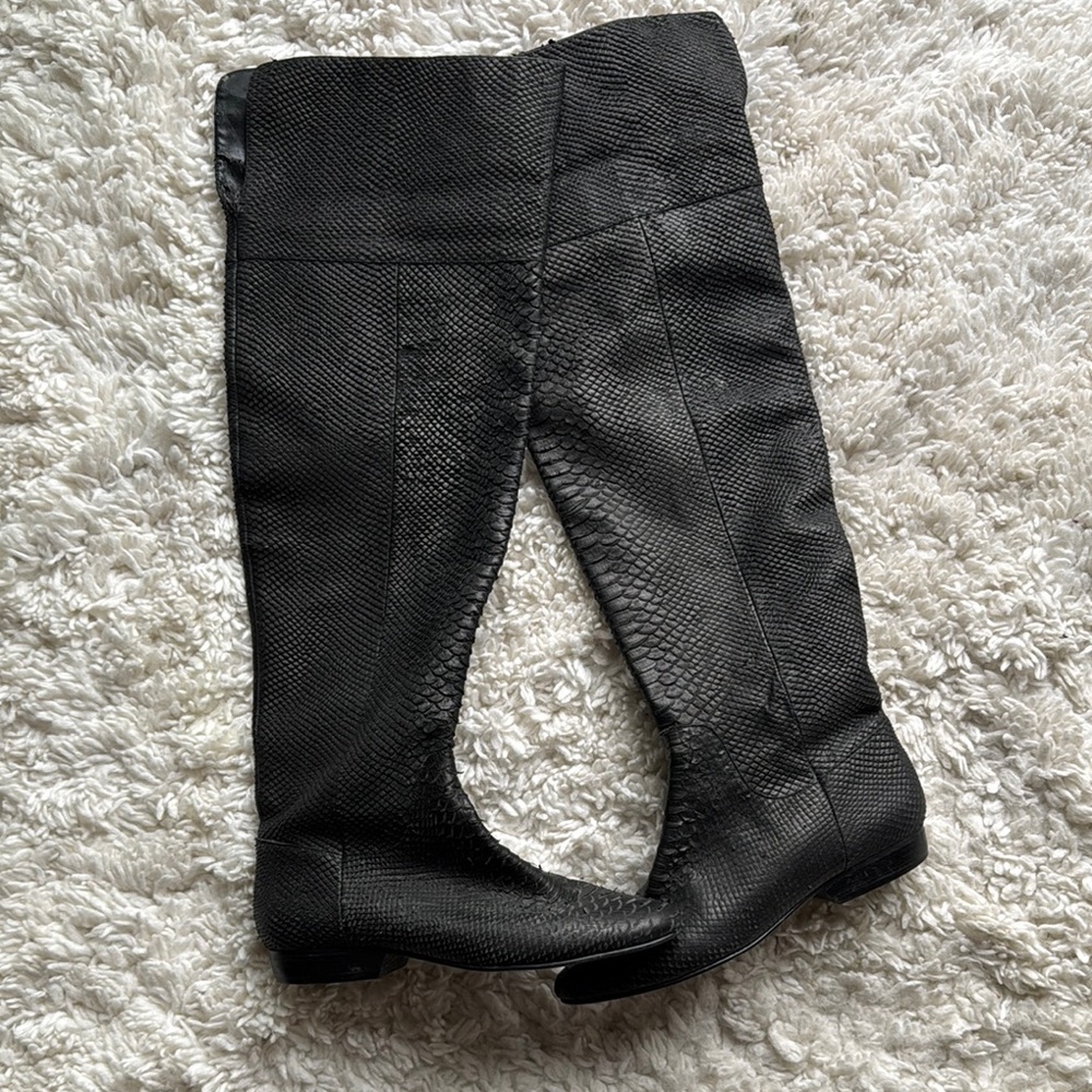 Kelsi Dagger Knee High Boots‎